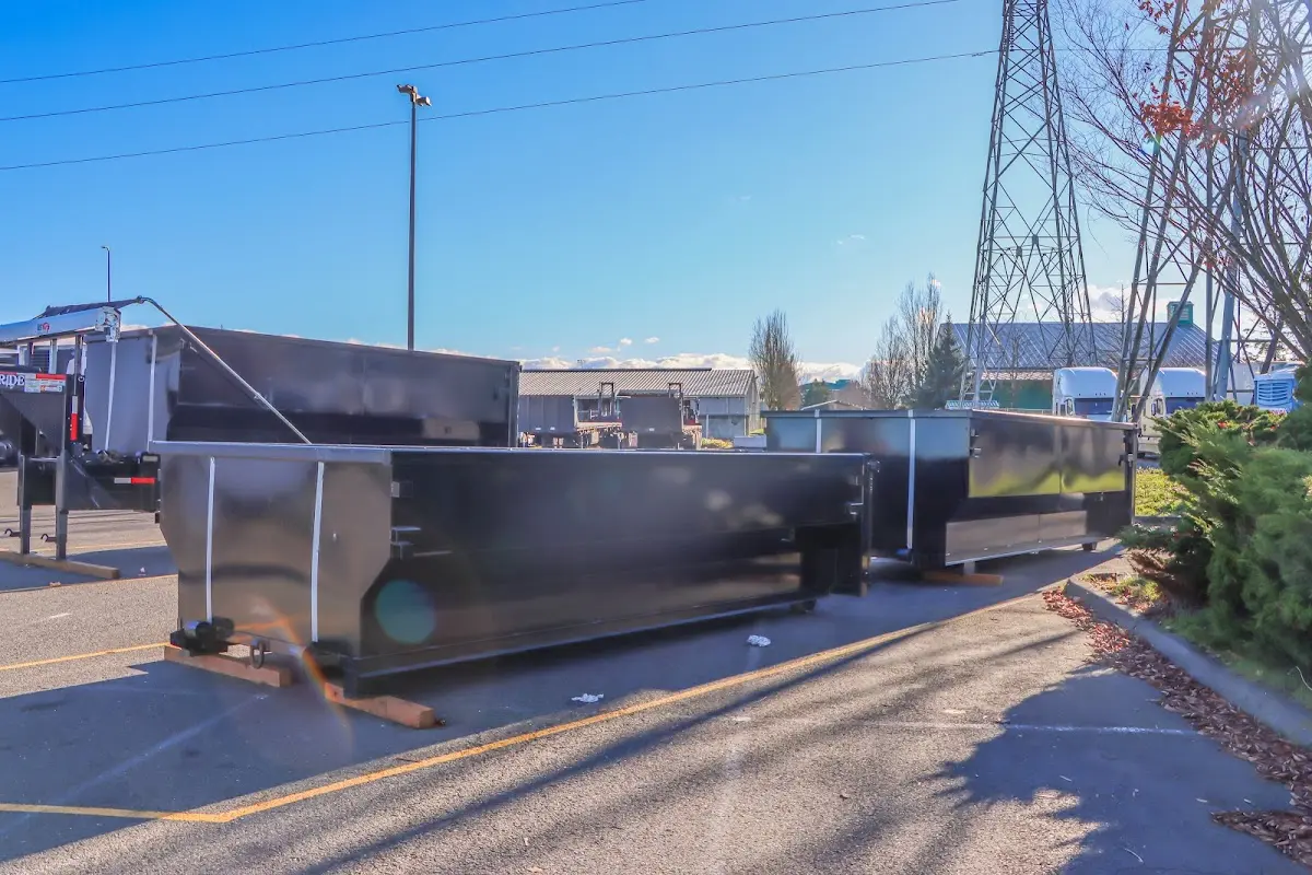 Professional dumpster rental and junk removal service in Country Squire Lakes